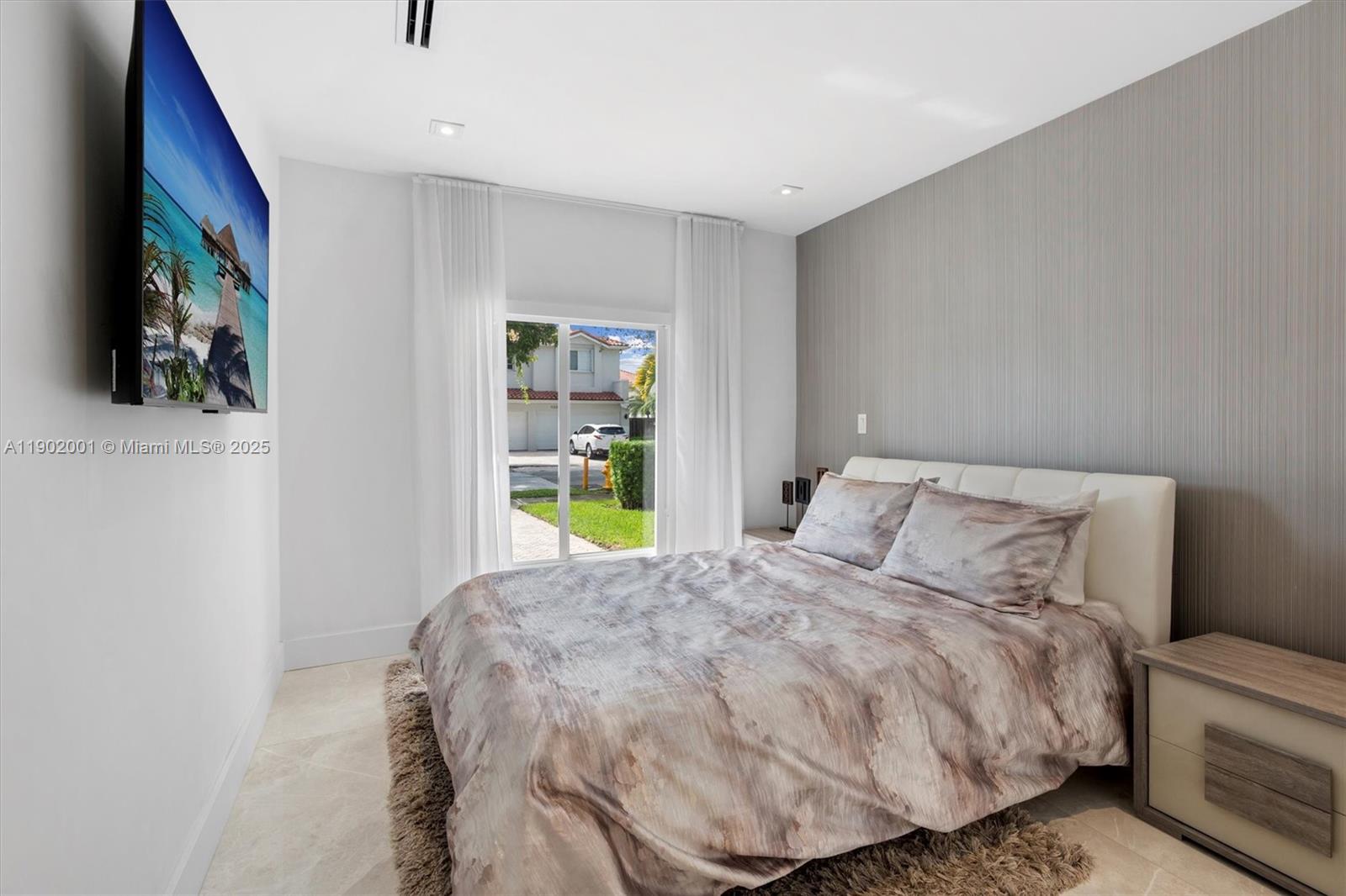 DORAL ISLES RIVIERA AMEND - Residential