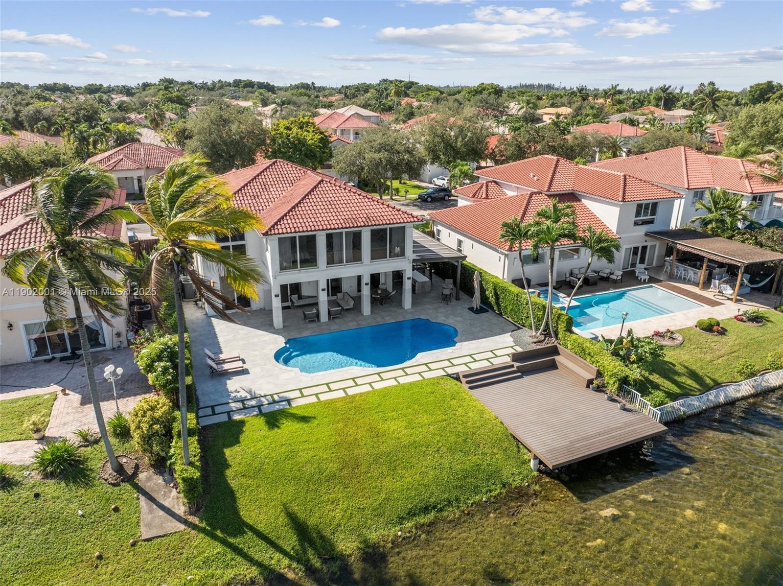 DORAL ISLES RIVIERA AMEND - Residential