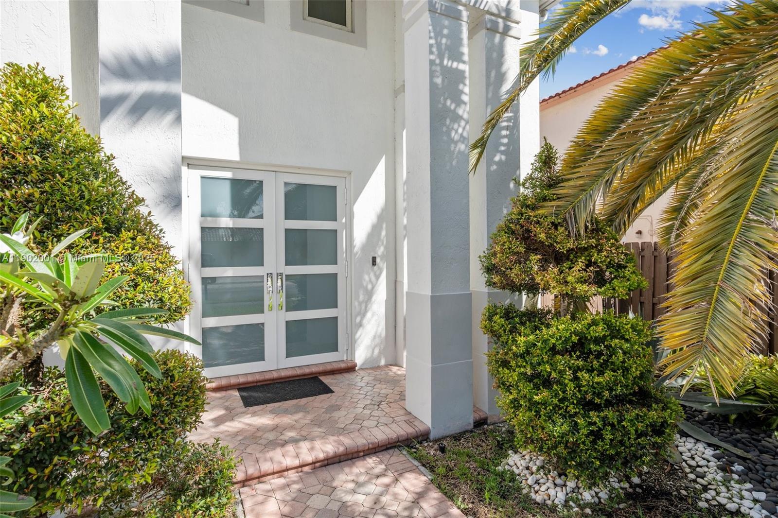 DORAL ISLES RIVIERA AMEND - Residential