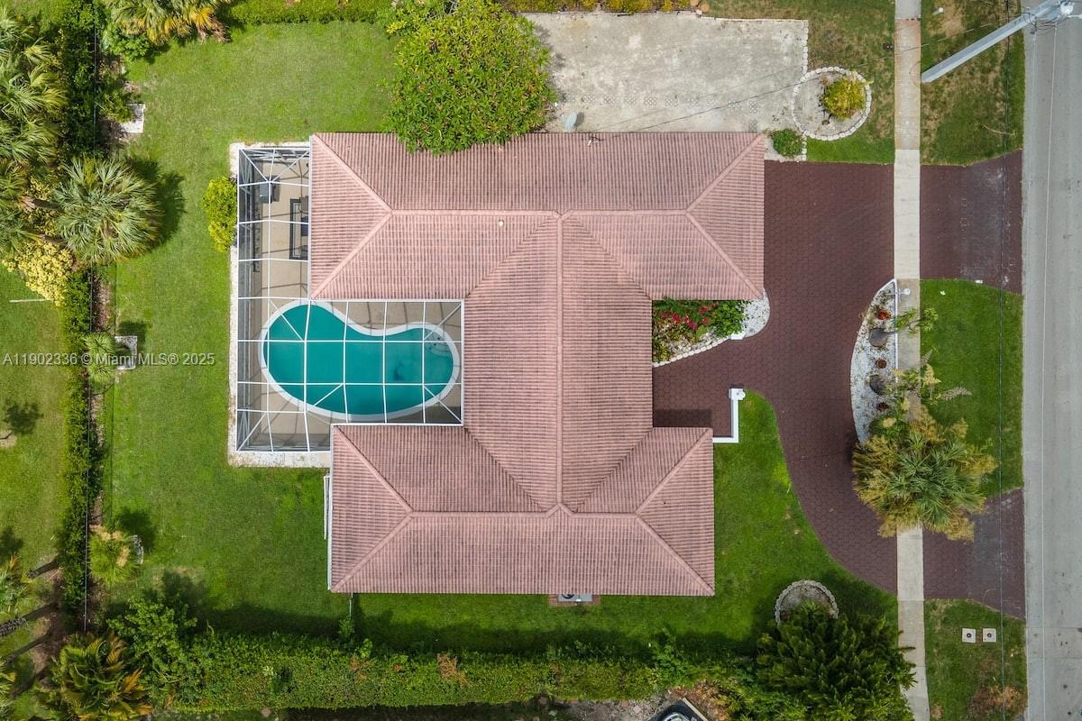 CRYSTAL LAKE 3RD SECTION - Residential Lease