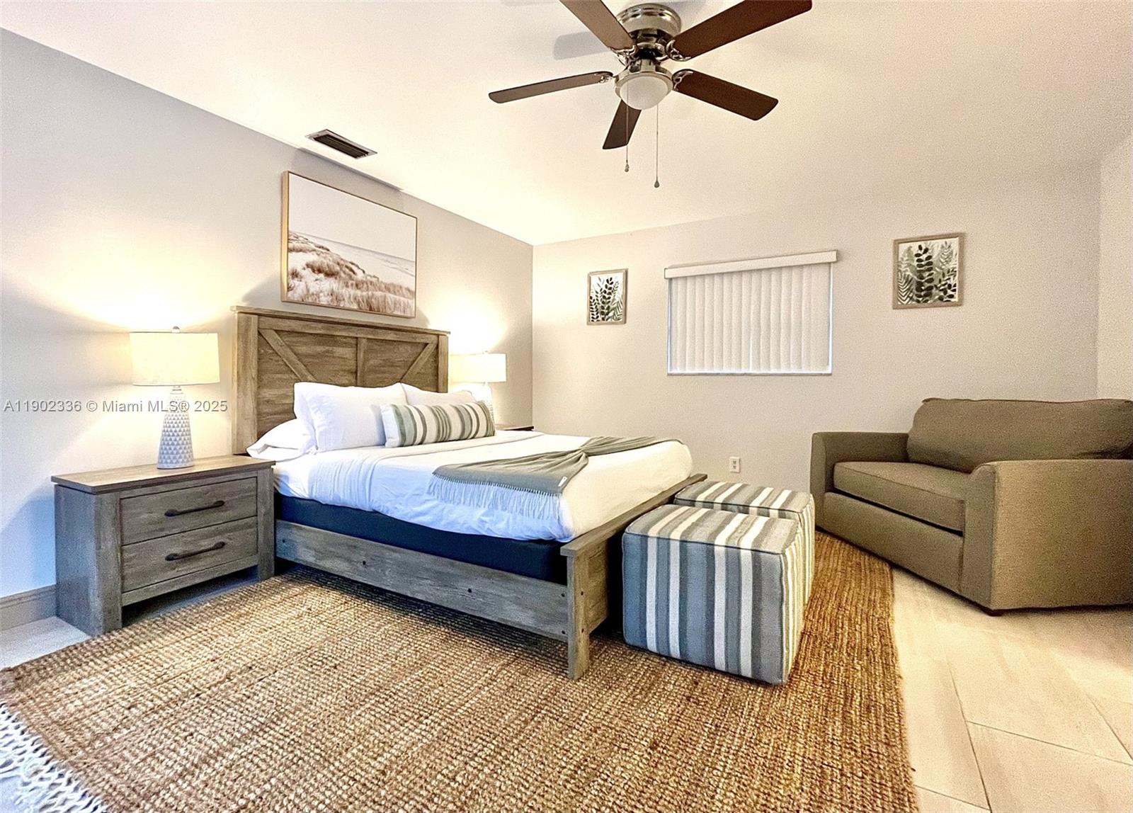 CRYSTAL LAKE 3RD SECTION - Residential Lease