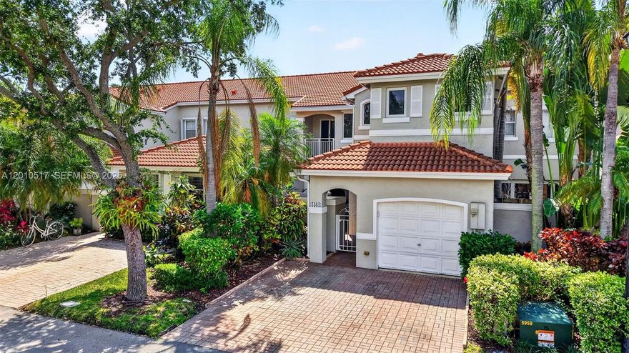 AMAZING 3BED 2.5 BATH IN WEST LAKE VILLAGE WITH 1 CAR GARAGE. STAINLESS STEEL APPLIANCES, QUARTZ COUNTERTOPS IN KITCHEN AND BATHROOMS, KITCHEN OPENS UP TO A BREAKFAST AREA WITH ACCESS TO THE PRIVATE COURTYARD WHICH IS GREAT FOR ENTERTAINING. ROOF REPLACED IN 2020, HURRICANE IMPACT WINDOWS, NEWER WATER HEATER. DRIVEWAY FITS 2 CARS. HUGE PRIMARY BEDROOM WITH VAULTED CEILINGS AND WALK IN CLOSET, GUEST BEDROOM WITH PRIVATE BALCONY. CLOSE TO HOLLYWOOD BOARDWALK, BEACH AND FLL AIRPORT. GREAT AMENITIES INCLUDING HEATED AND COOLED POOL, TENNIS COURTS, GYM, CLUBHOUSE, BASKETBALL AND KIDS PLAY AREA.