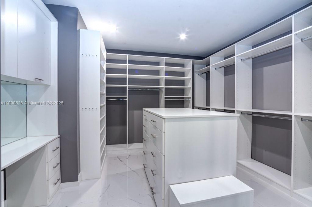 BILTMORE PARC CONDO - Residential Lease