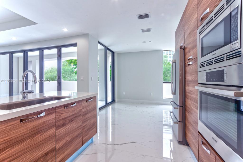 BILTMORE PARC CONDO - Residential Lease