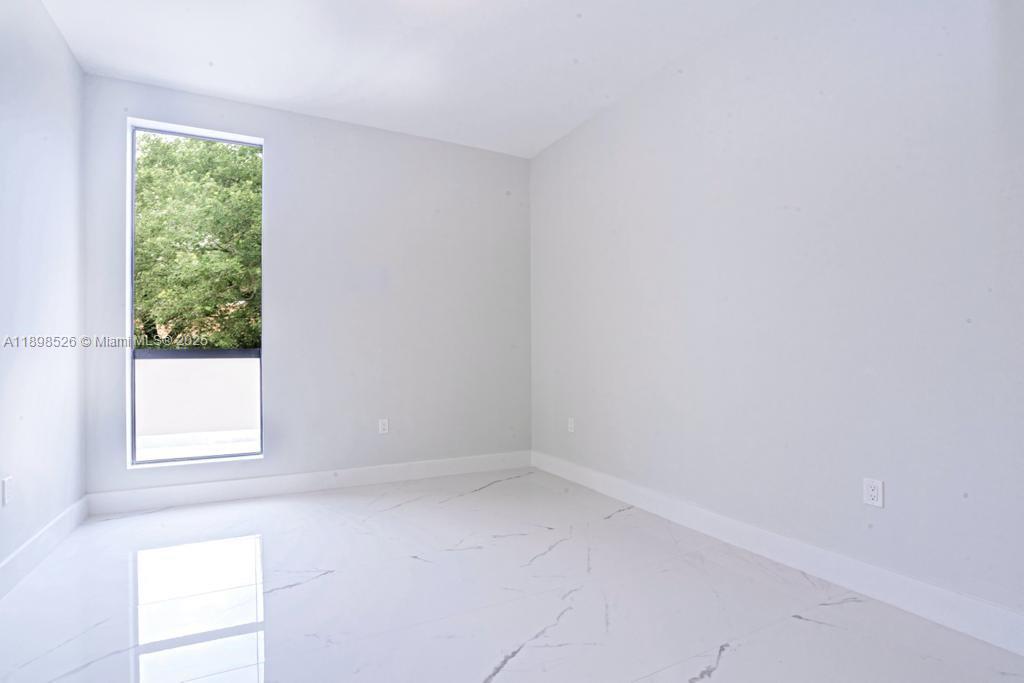 BILTMORE PARC CONDO - Residential Lease