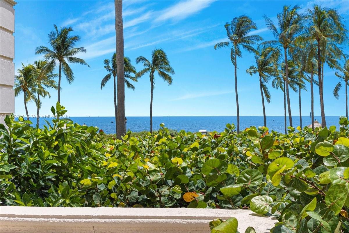 OCEANSIDE FISHER ISL COND - Residential