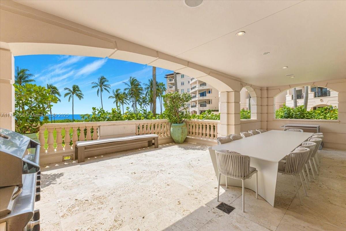 OCEANSIDE FISHER ISL COND - Residential