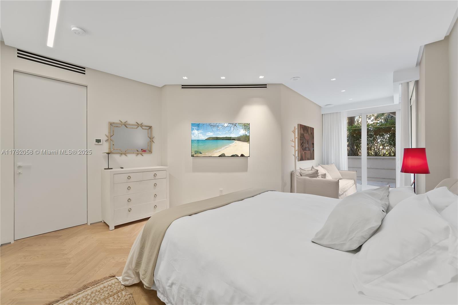 OCEANSIDE FISHER ISL COND - Residential