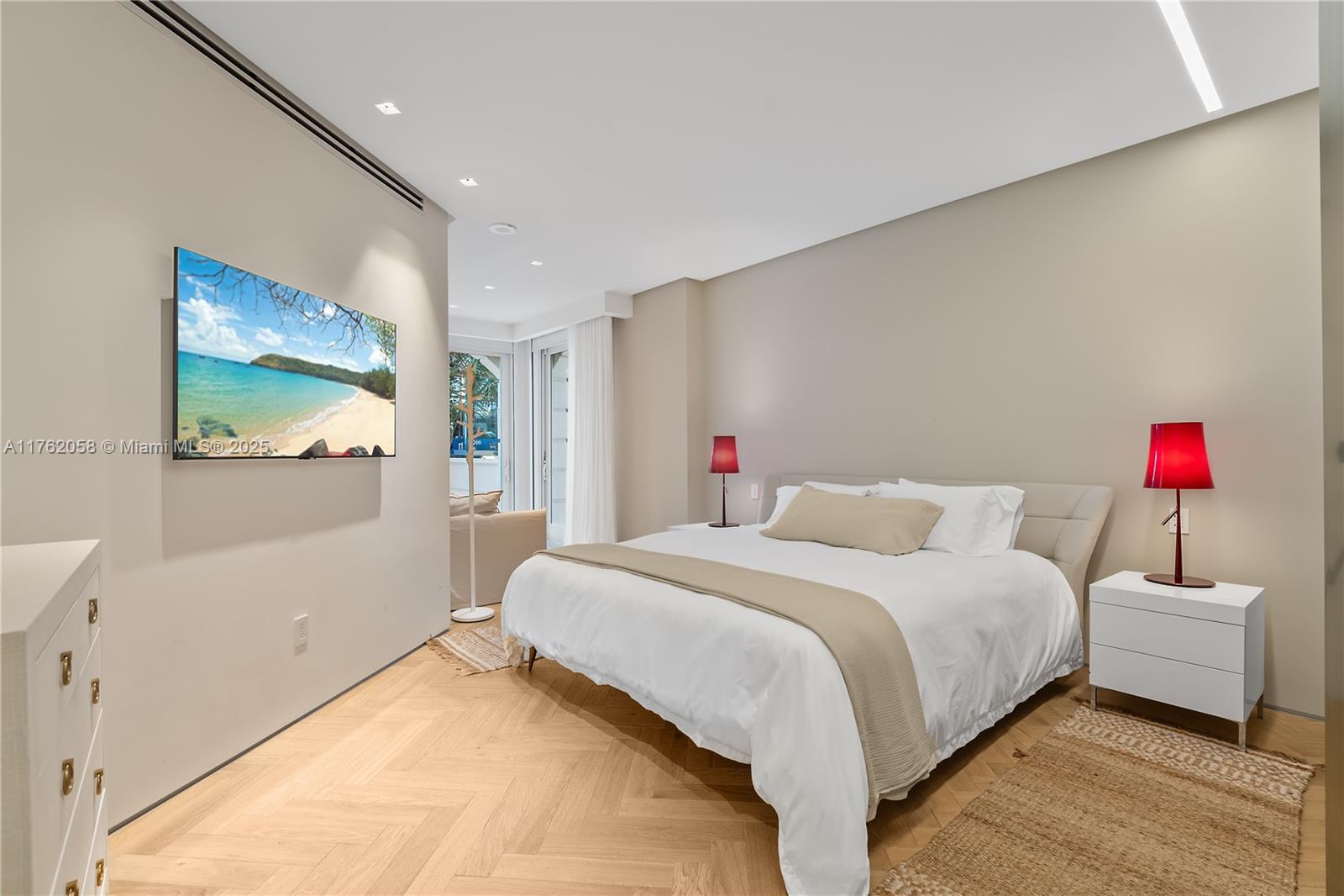 OCEANSIDE FISHER ISL COND - Residential