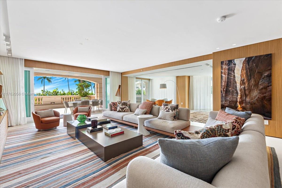 7813 Fisher Island Dr 7813