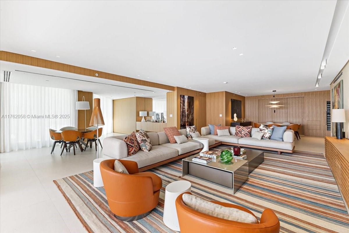 OCEANSIDE FISHER ISL COND - Residential