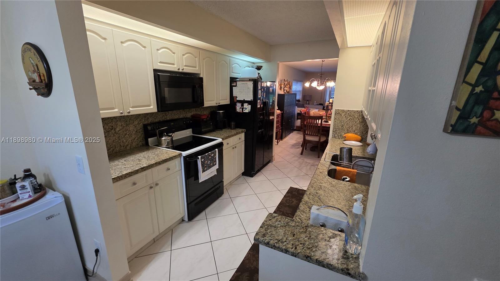 IVANHOE EAST AT CENTURY V - Residential
