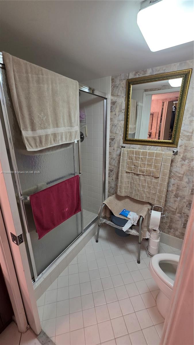 IVANHOE EAST AT CENTURY V - Residential