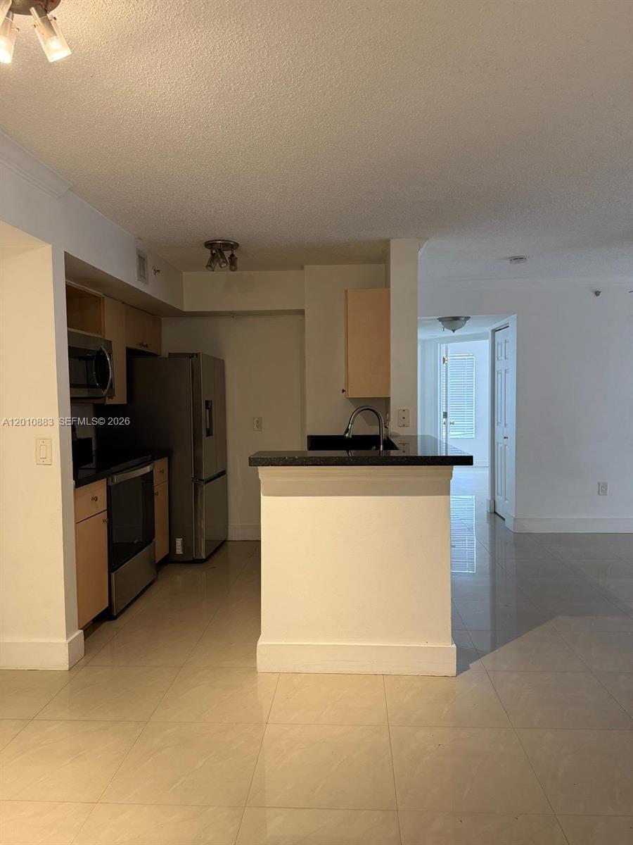 AVENTINE AT MIRAMAR CONDO - Residential Lease