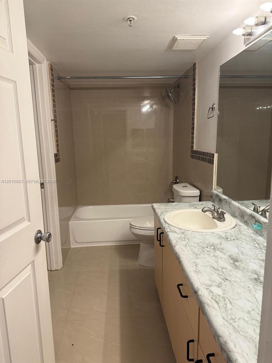 AVENTINE AT MIRAMAR CONDO - Residential Lease