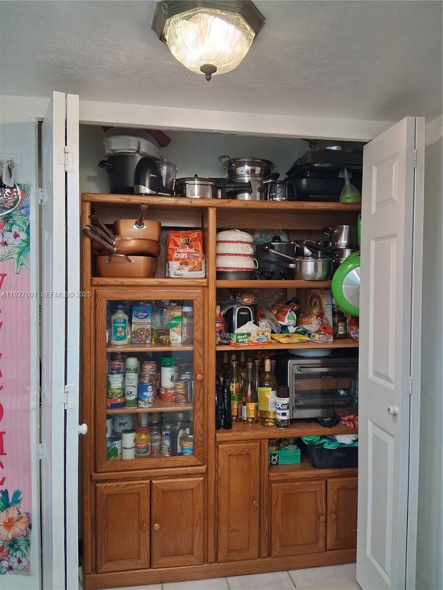 SUNRISE LAKES 68 CONDO - Residential