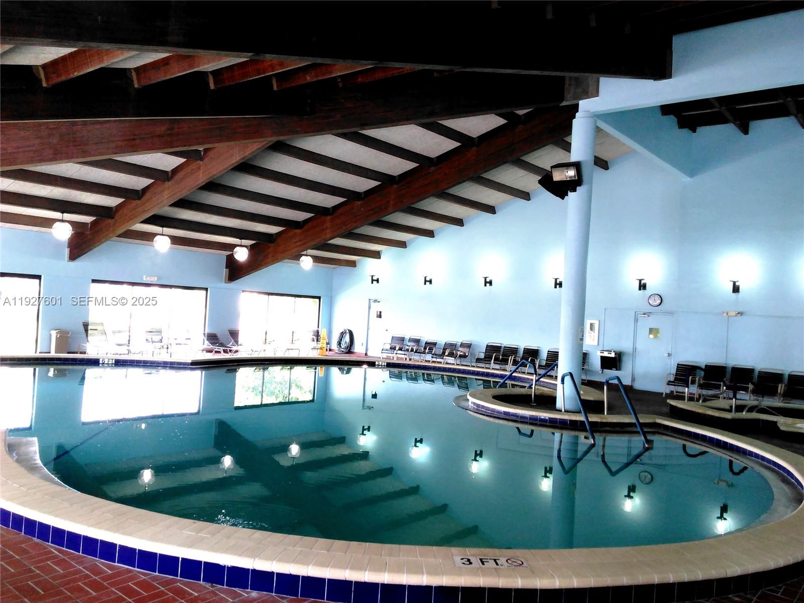 SUNRISE LAKES 68 CONDO - Residential