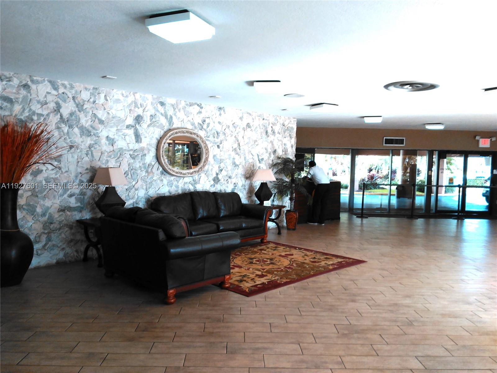 SUNRISE LAKES 68 CONDO - Residential