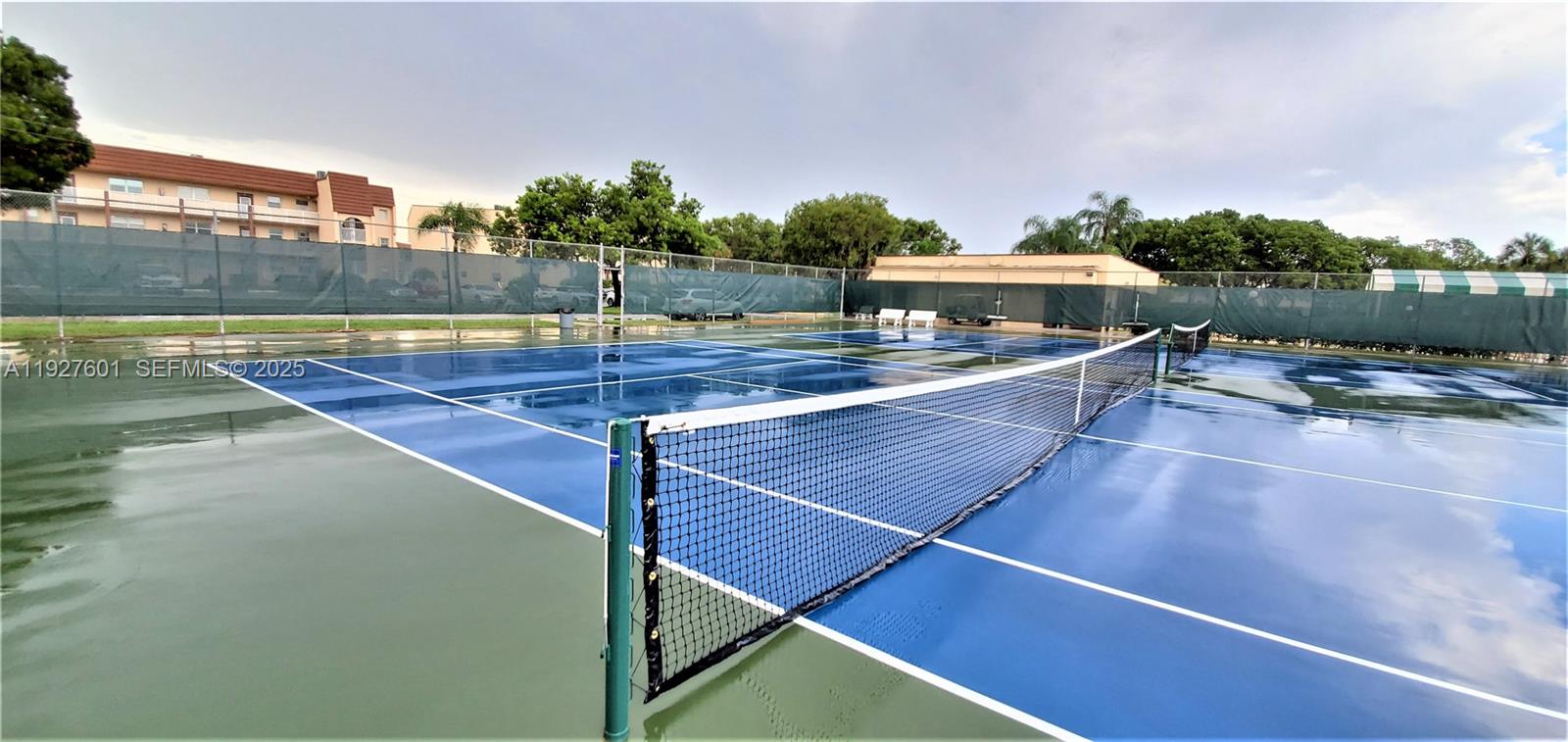 SUNRISE LAKES 68 CONDO - Residential