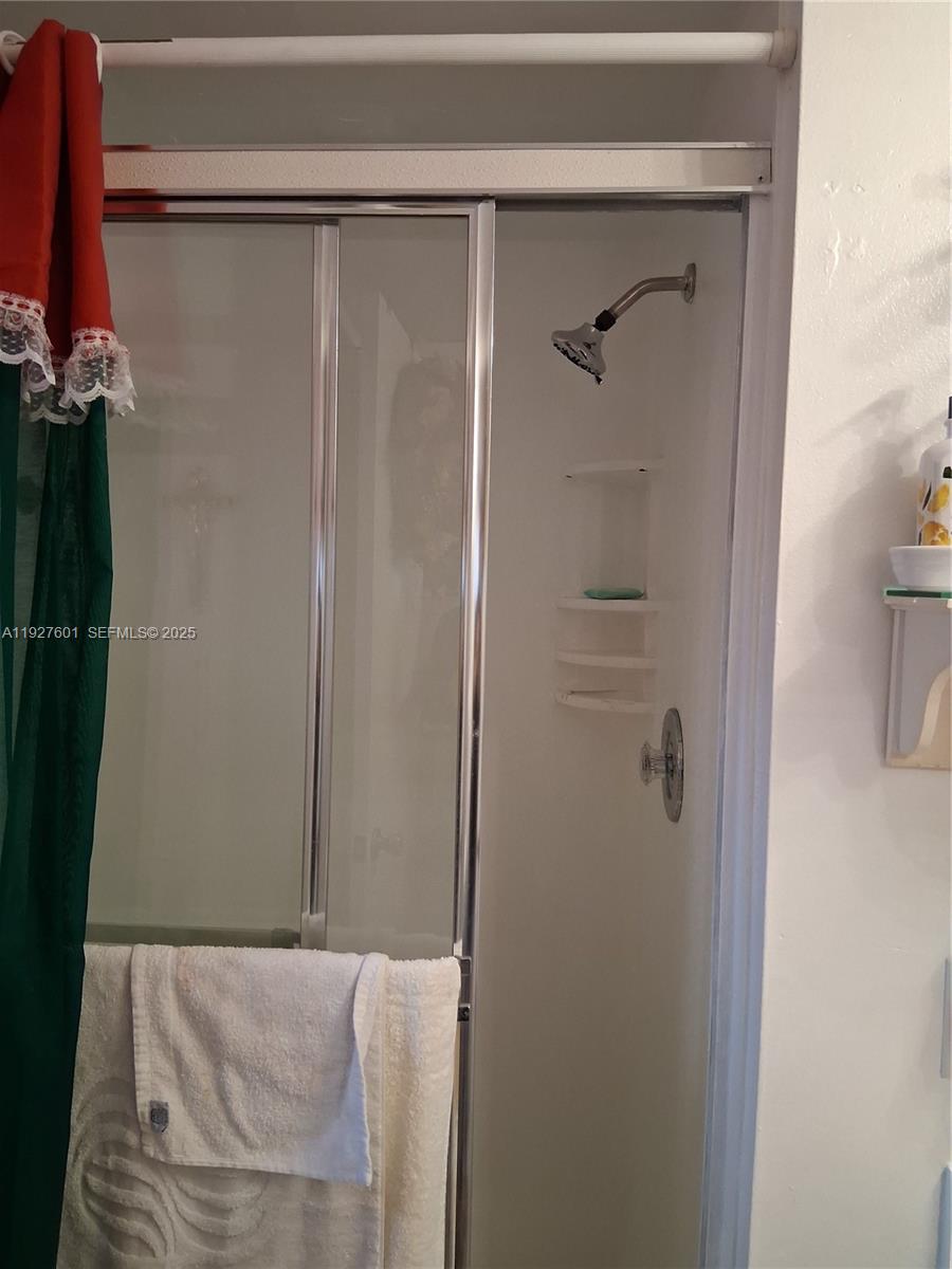 SUNRISE LAKES 68 CONDO - Residential