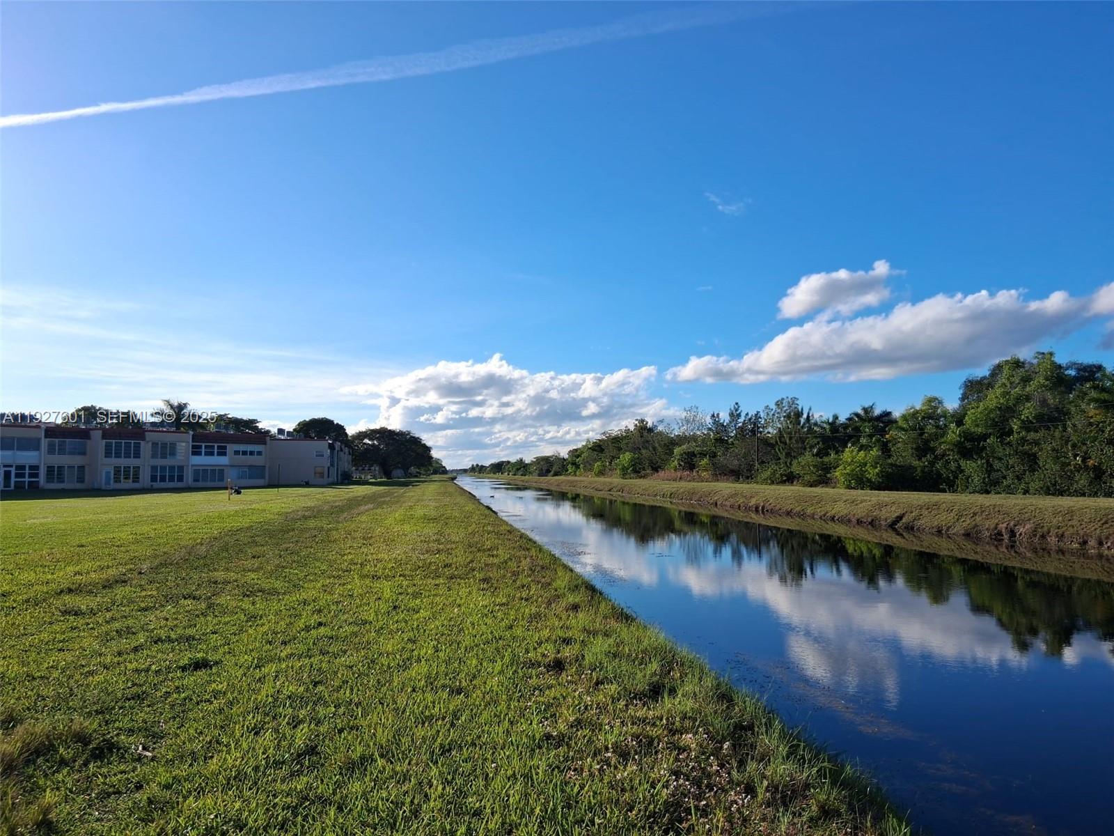 SUNRISE LAKES 68 CONDO - Residential