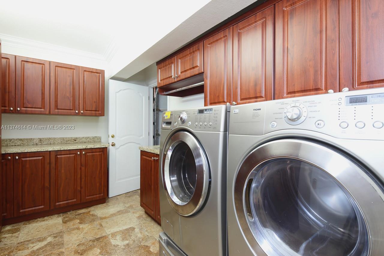 HELMS COUNTRY ESTATES ADD - Residential Lease