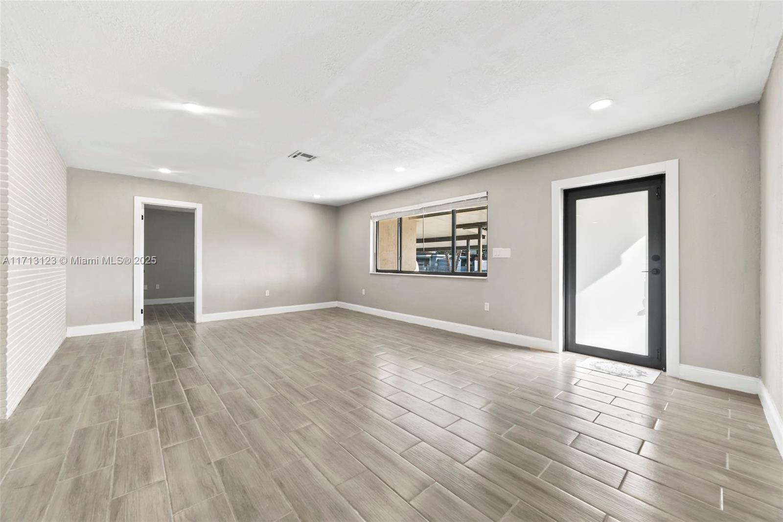 17500 NW 9th Pl