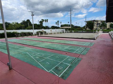 A home in Lauderdale Lakes