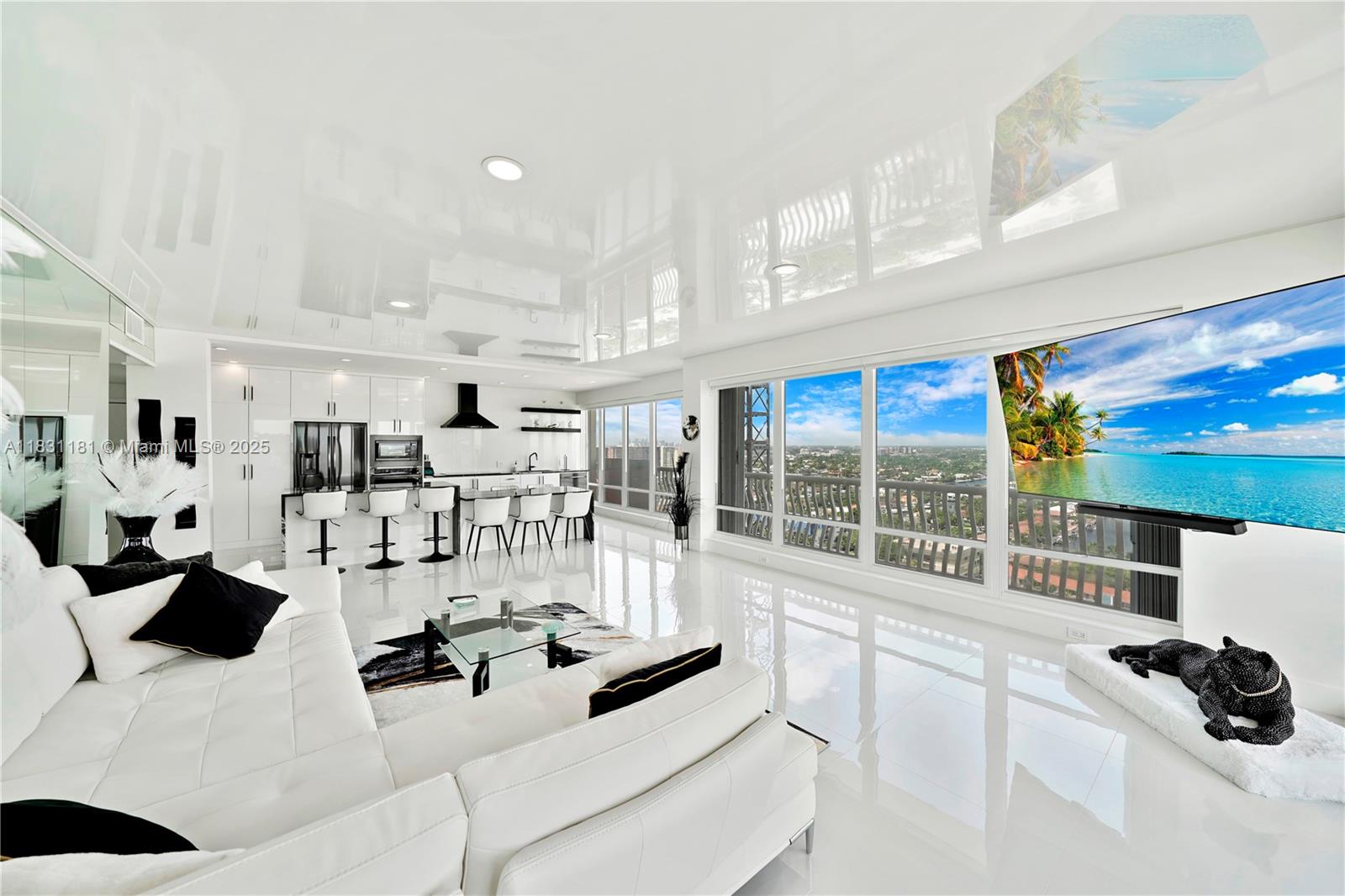 OCEAN CLUB CONDO - Residential Lease