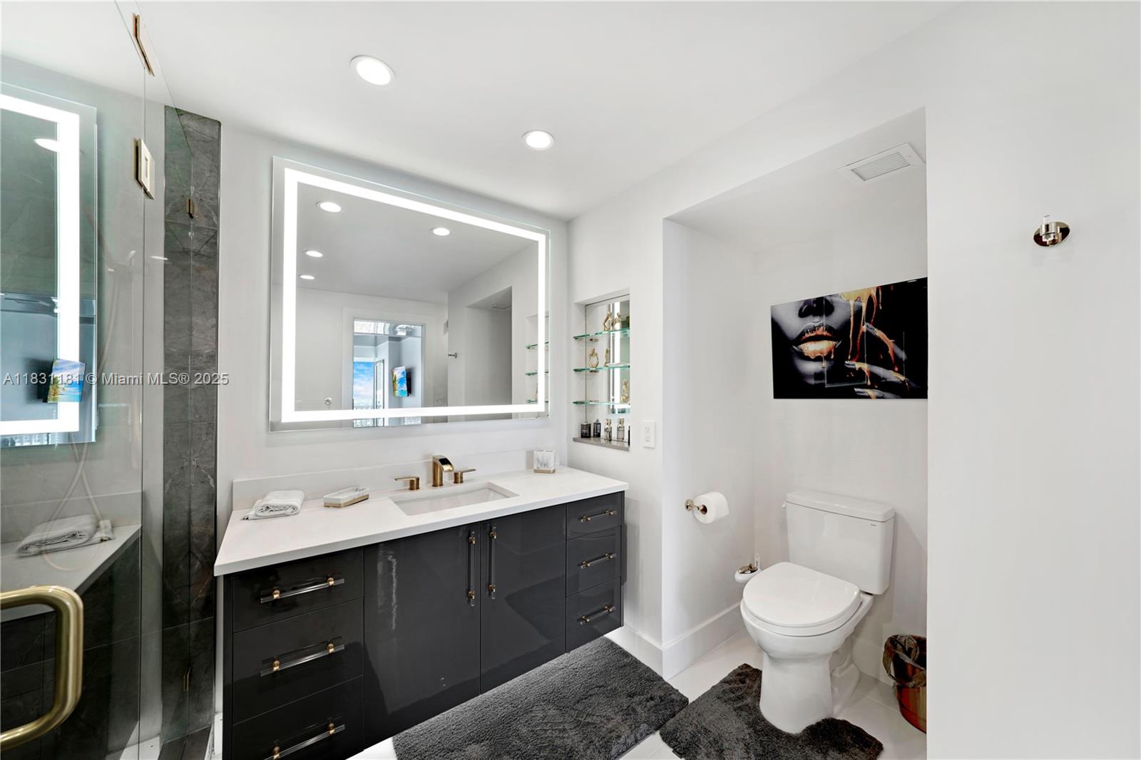 OCEAN CLUB CONDO - Residential Lease