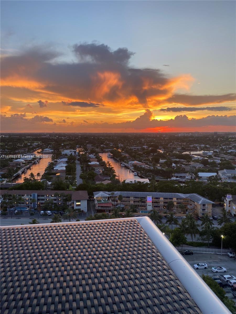 OCEAN CLUB CONDO - Residential Lease