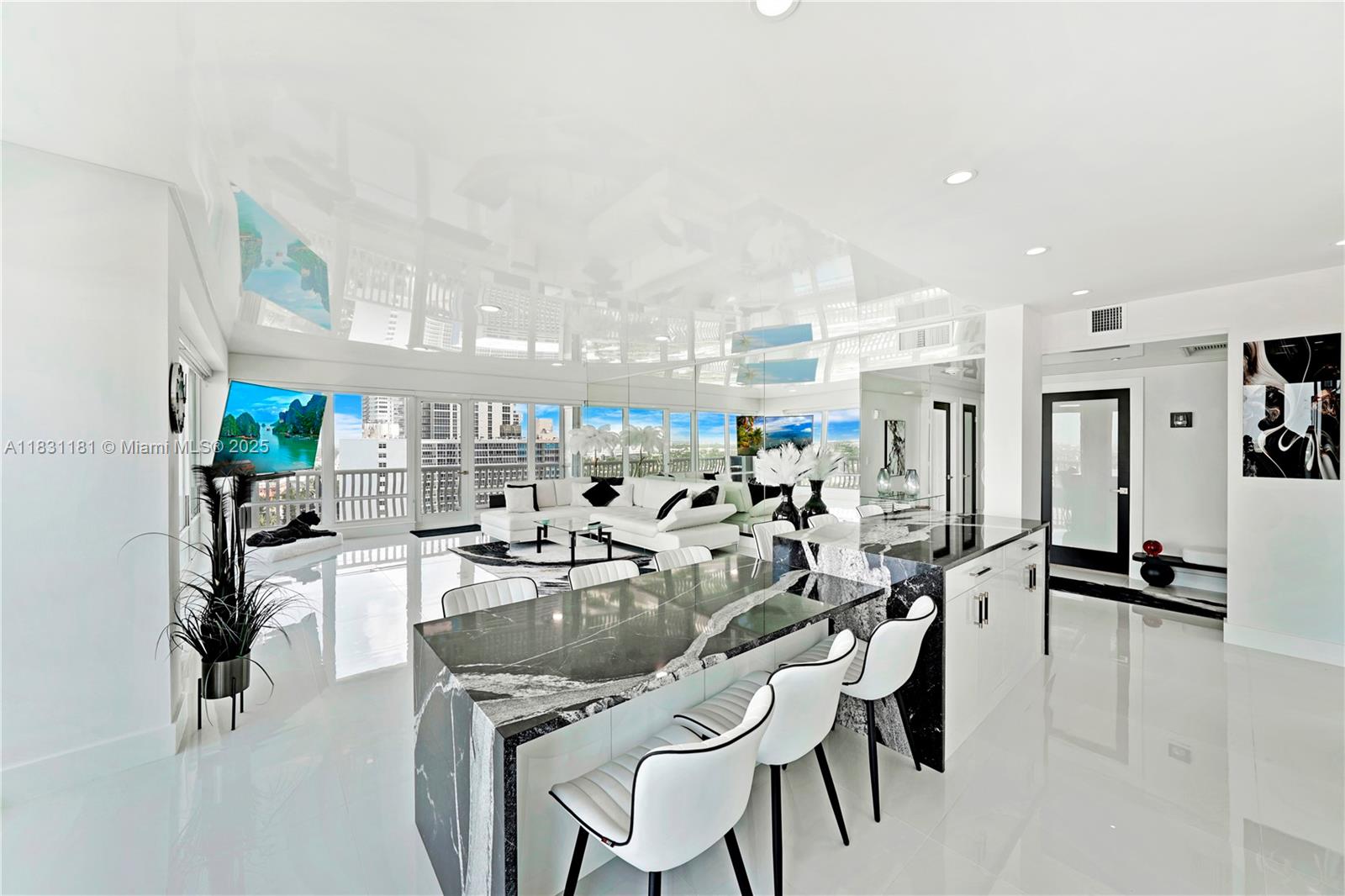 OCEAN CLUB CONDO - Residential Lease