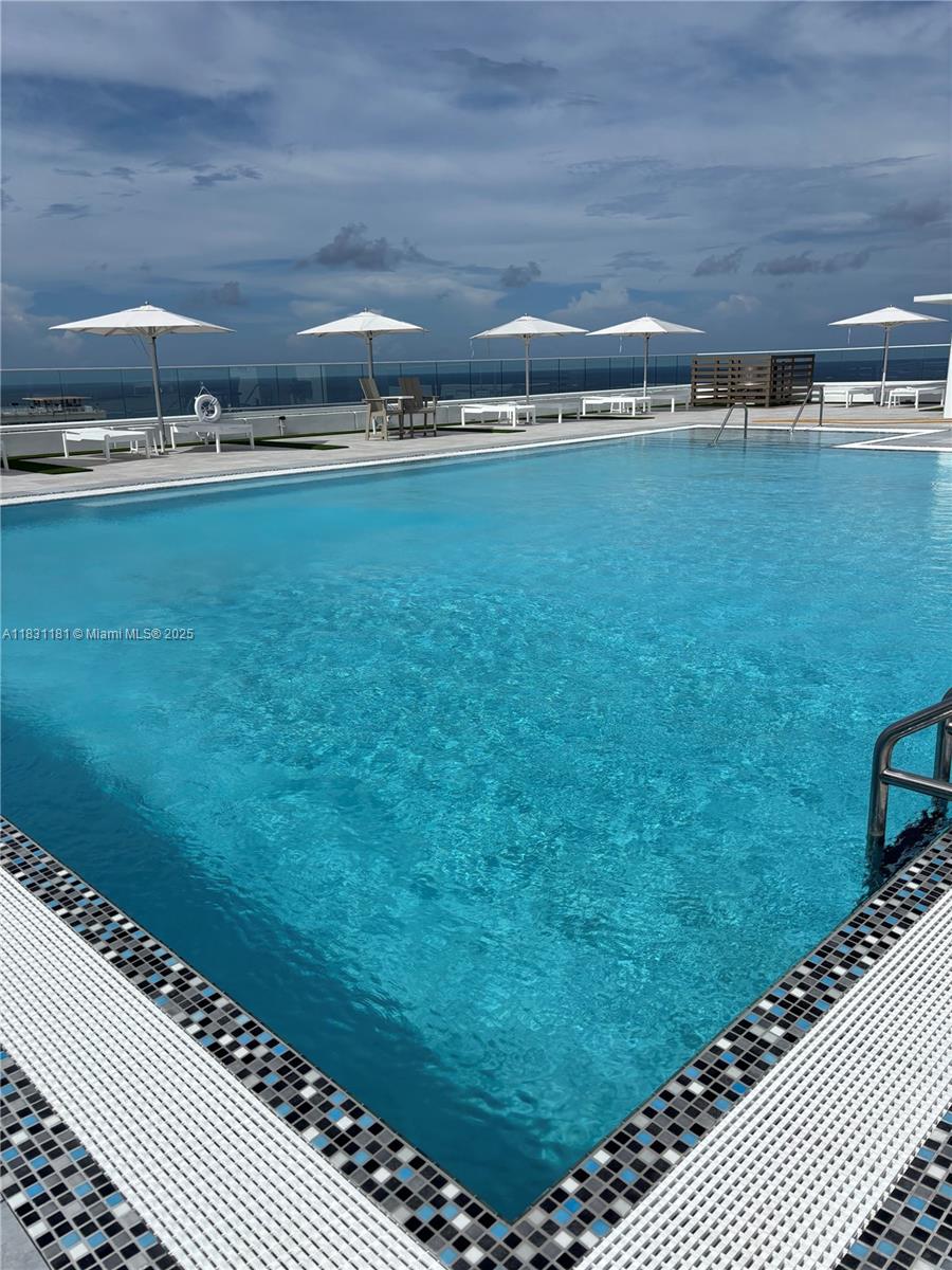 OCEAN CLUB CONDO - Residential Lease