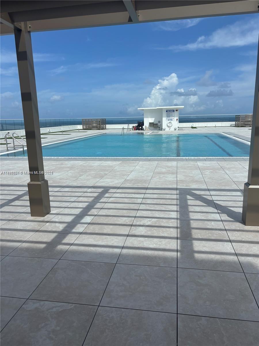 OCEAN CLUB CONDO - Residential Lease