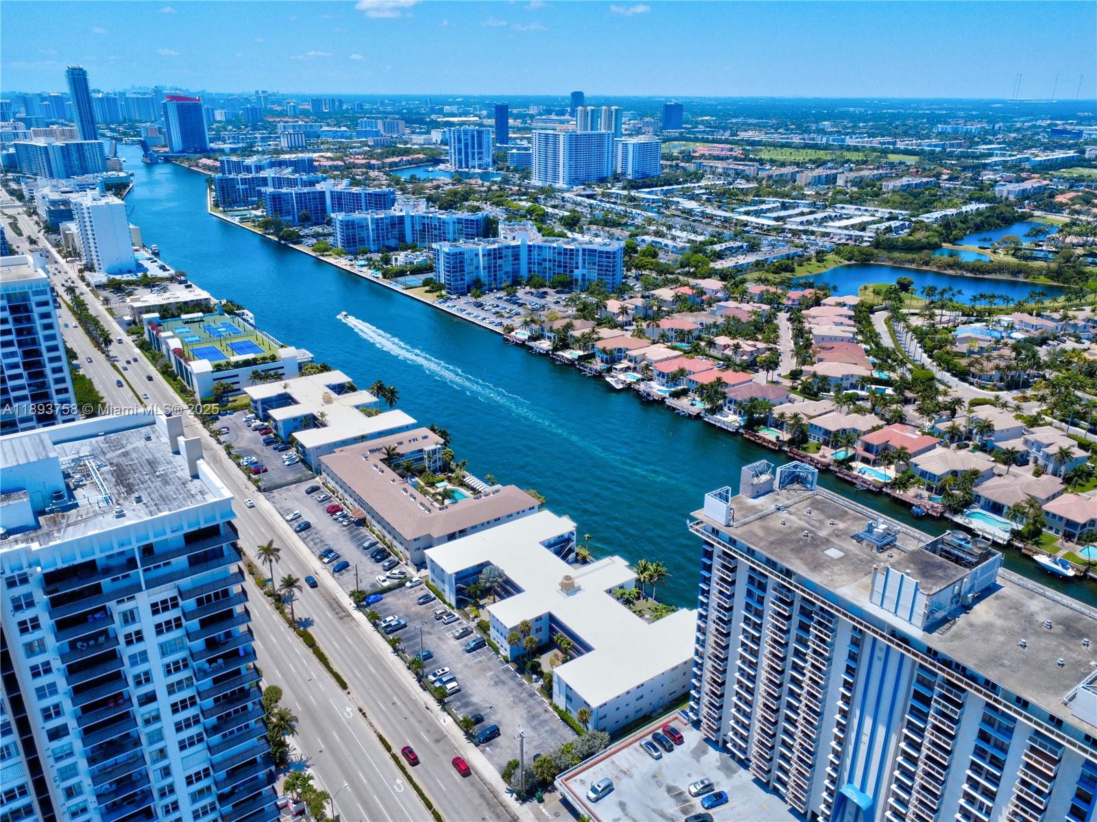 WATERWAY @ HOLLYWOOD BEAC - Residential Lease