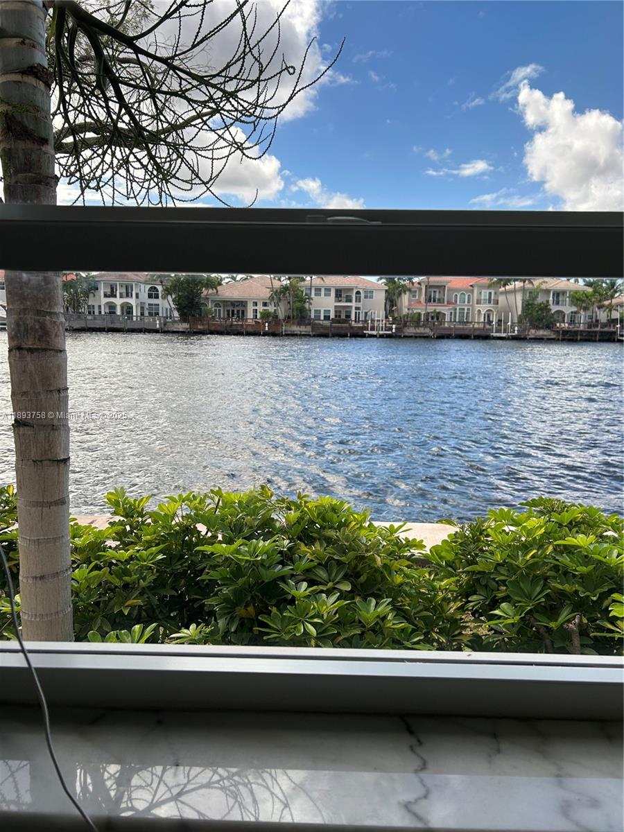 WATERWAY @ HOLLYWOOD BEAC - Residential Lease