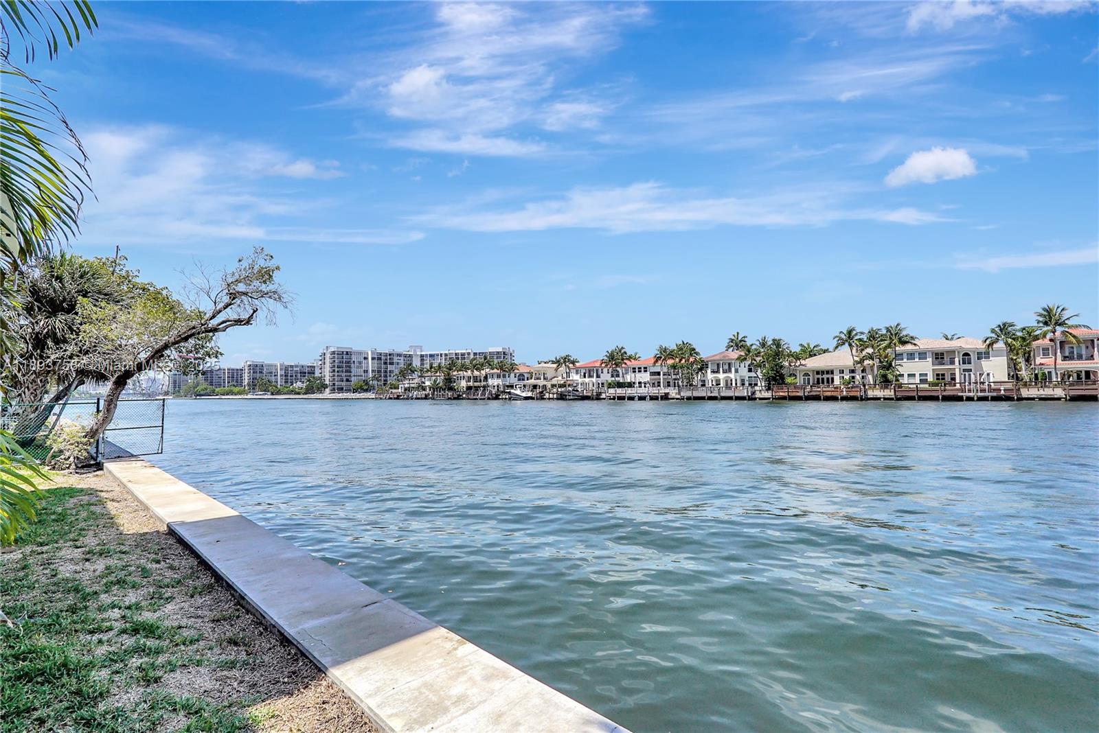 WATERWAY @ HOLLYWOOD BEAC - Residential Lease