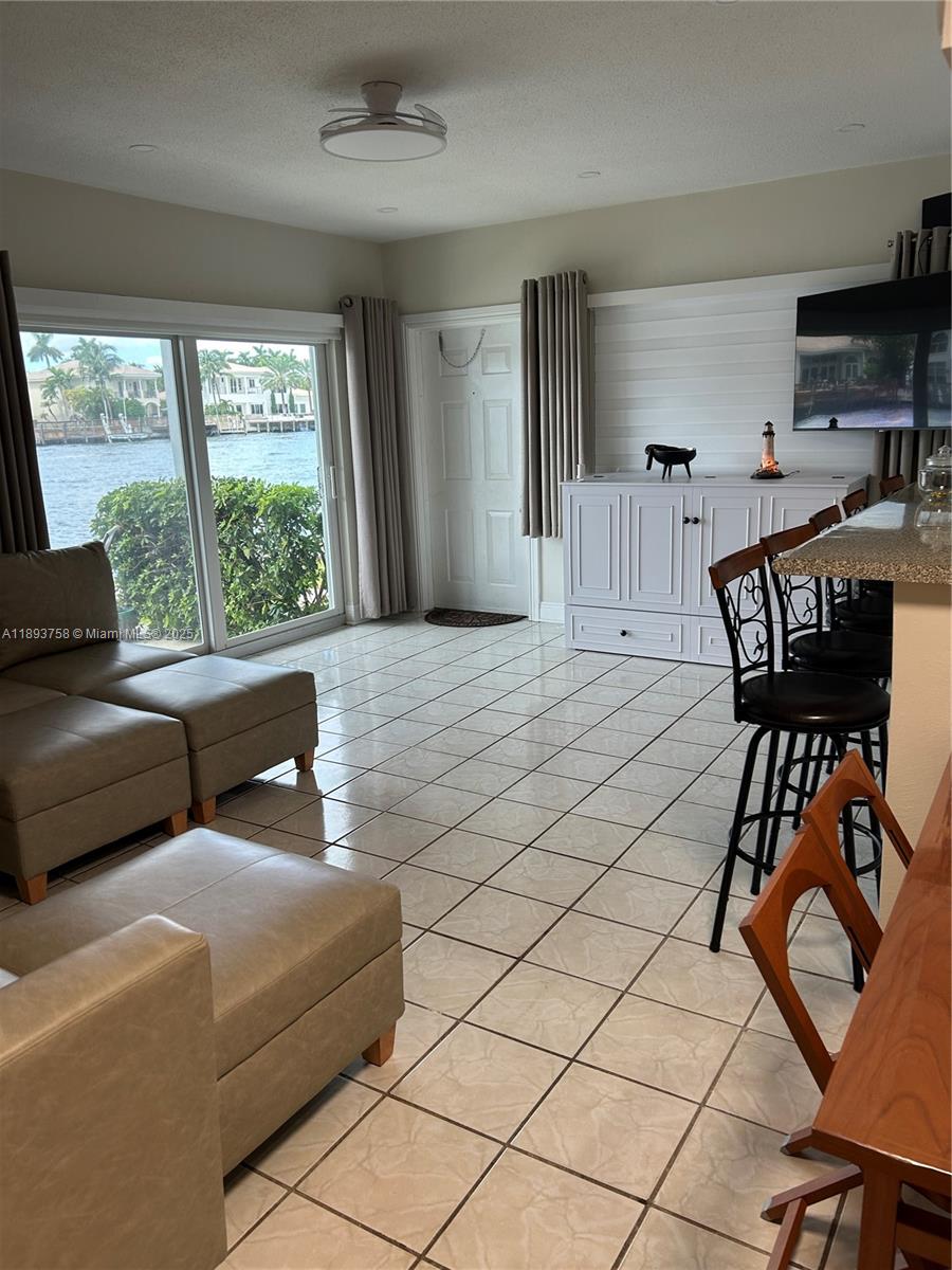 WATERWAY @ HOLLYWOOD BEAC - Residential Lease