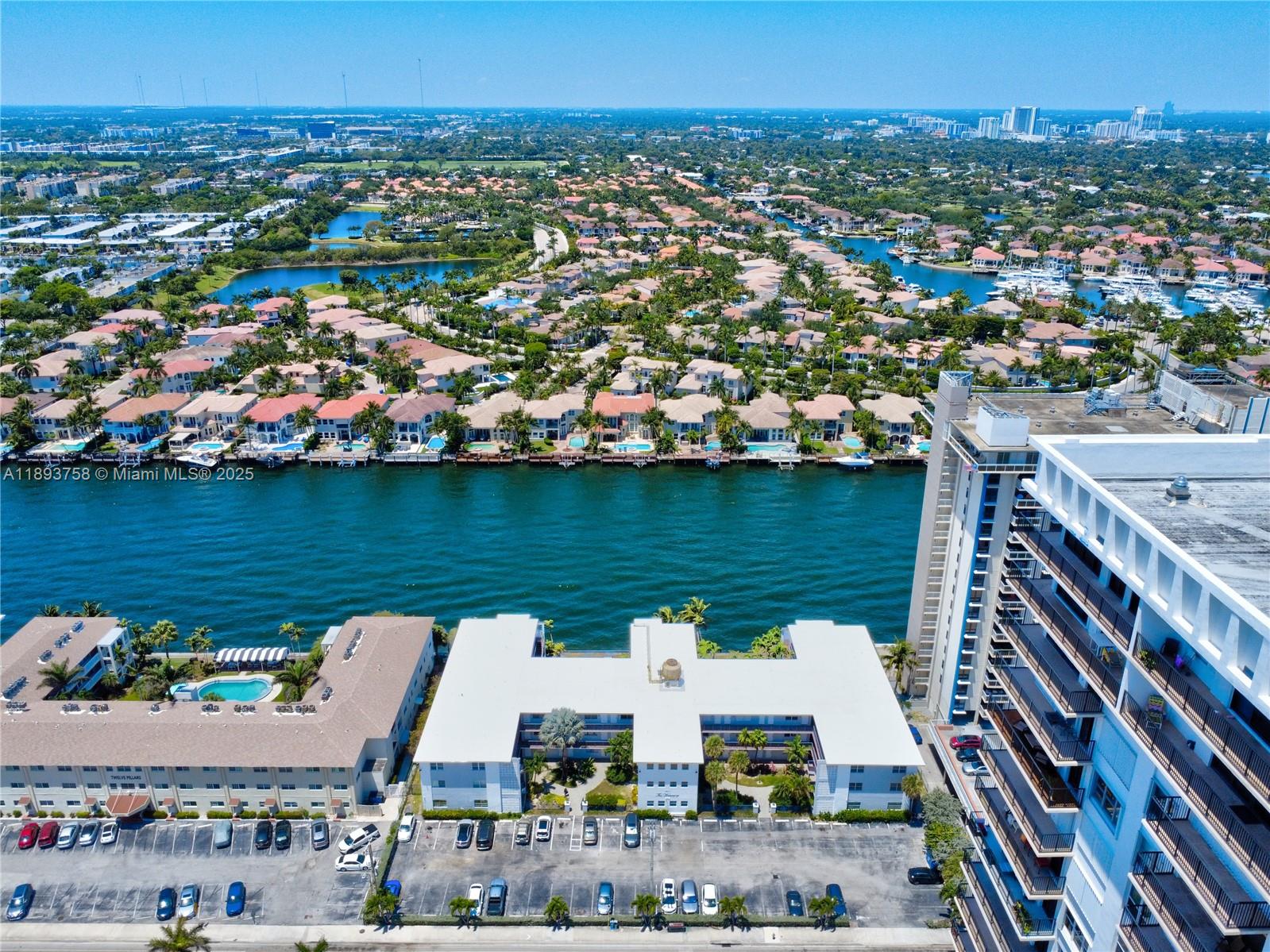 WATERWAY @ HOLLYWOOD BEAC - Residential Lease