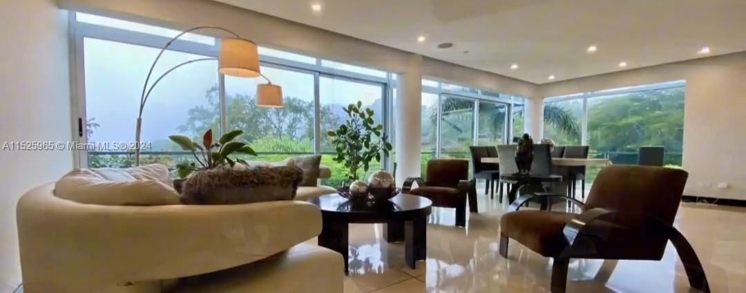 Proyecto Villa Real - Residential