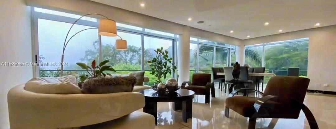 Proyecto Villa Real - Residential