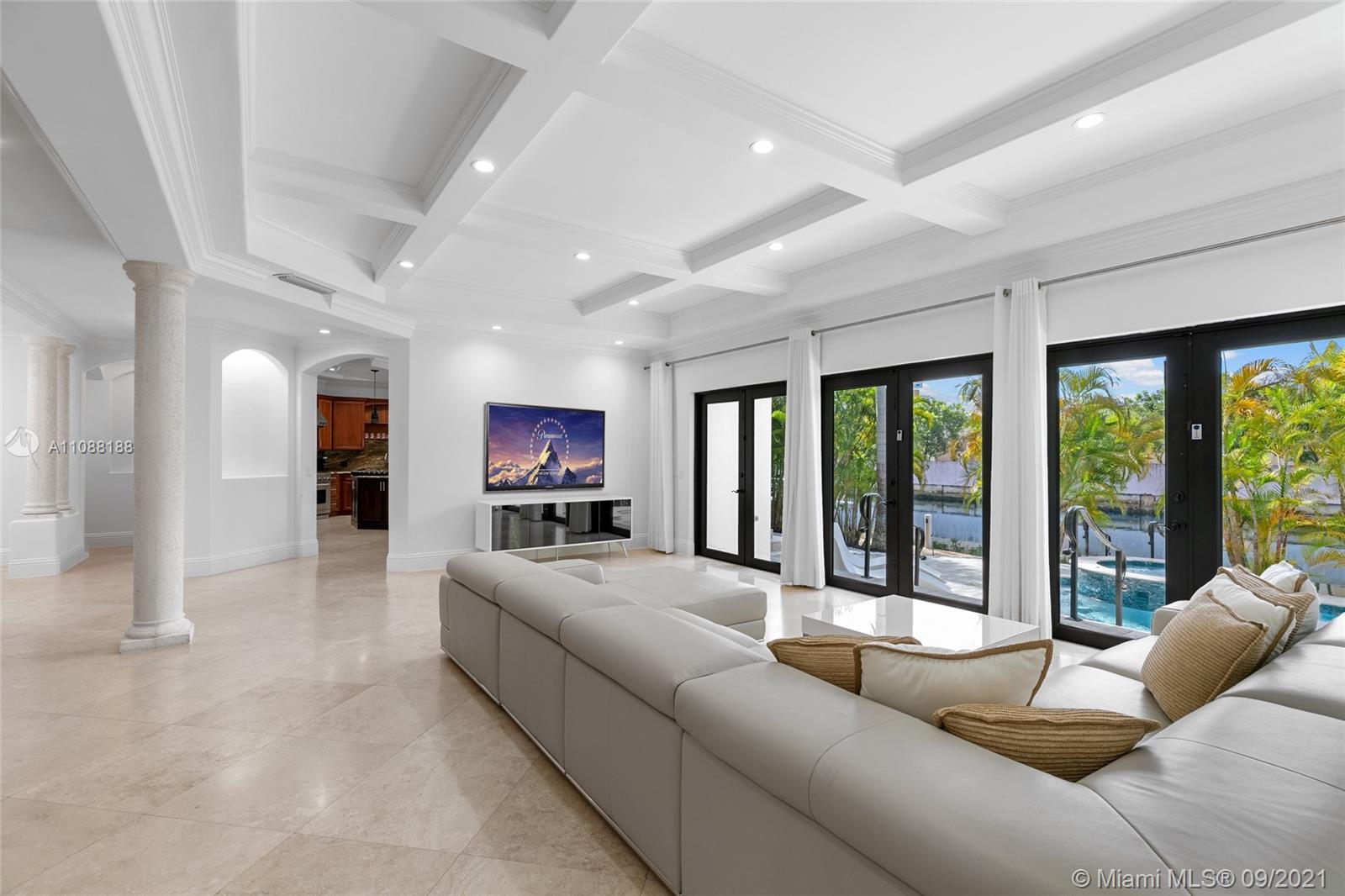 EASTERN SHORES - Residential