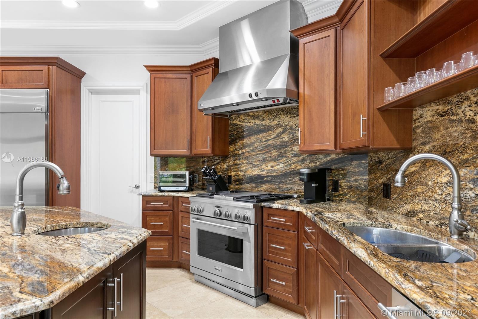 EASTERN SHORES - Residential