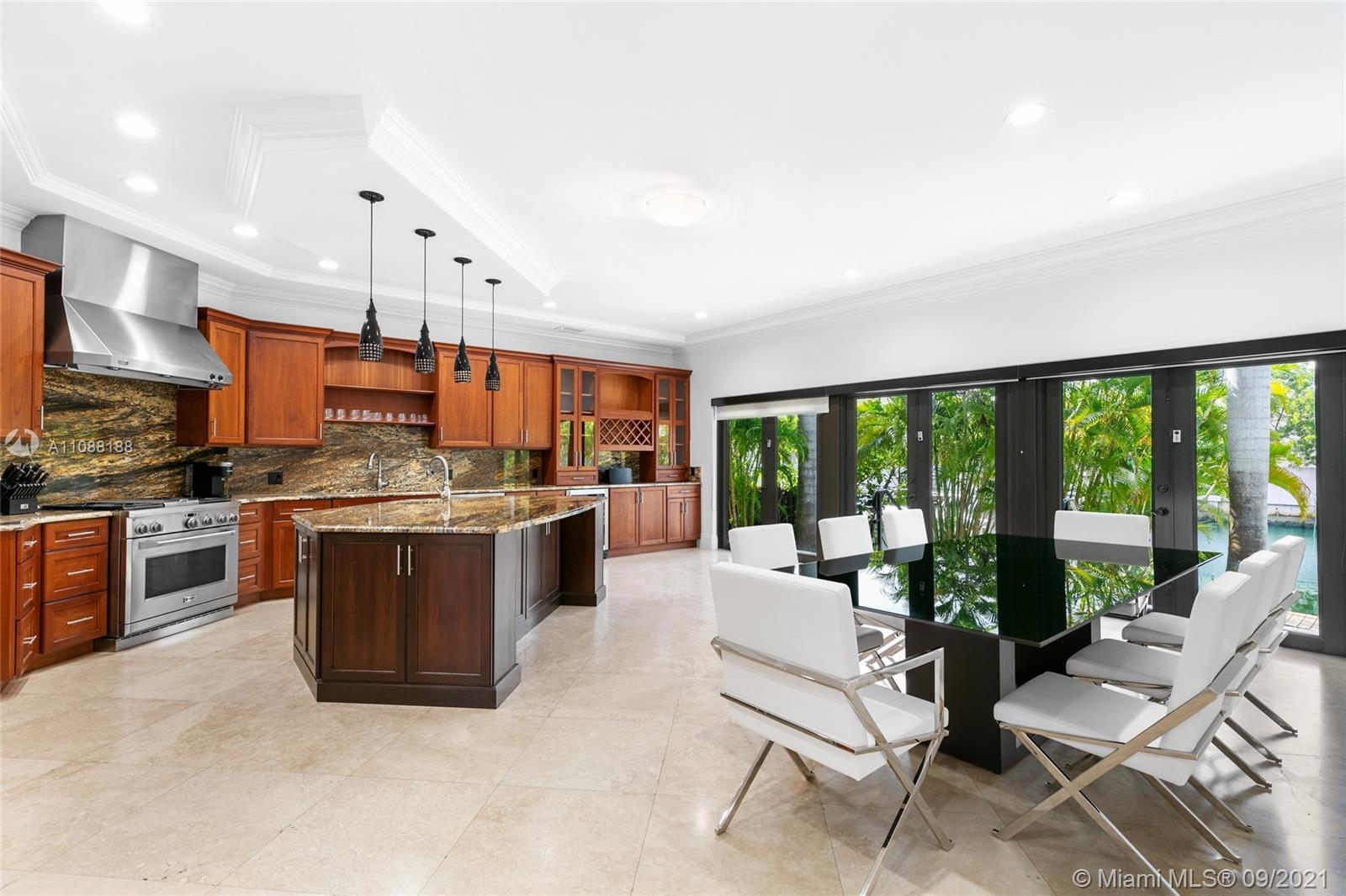 EASTERN SHORES - Residential