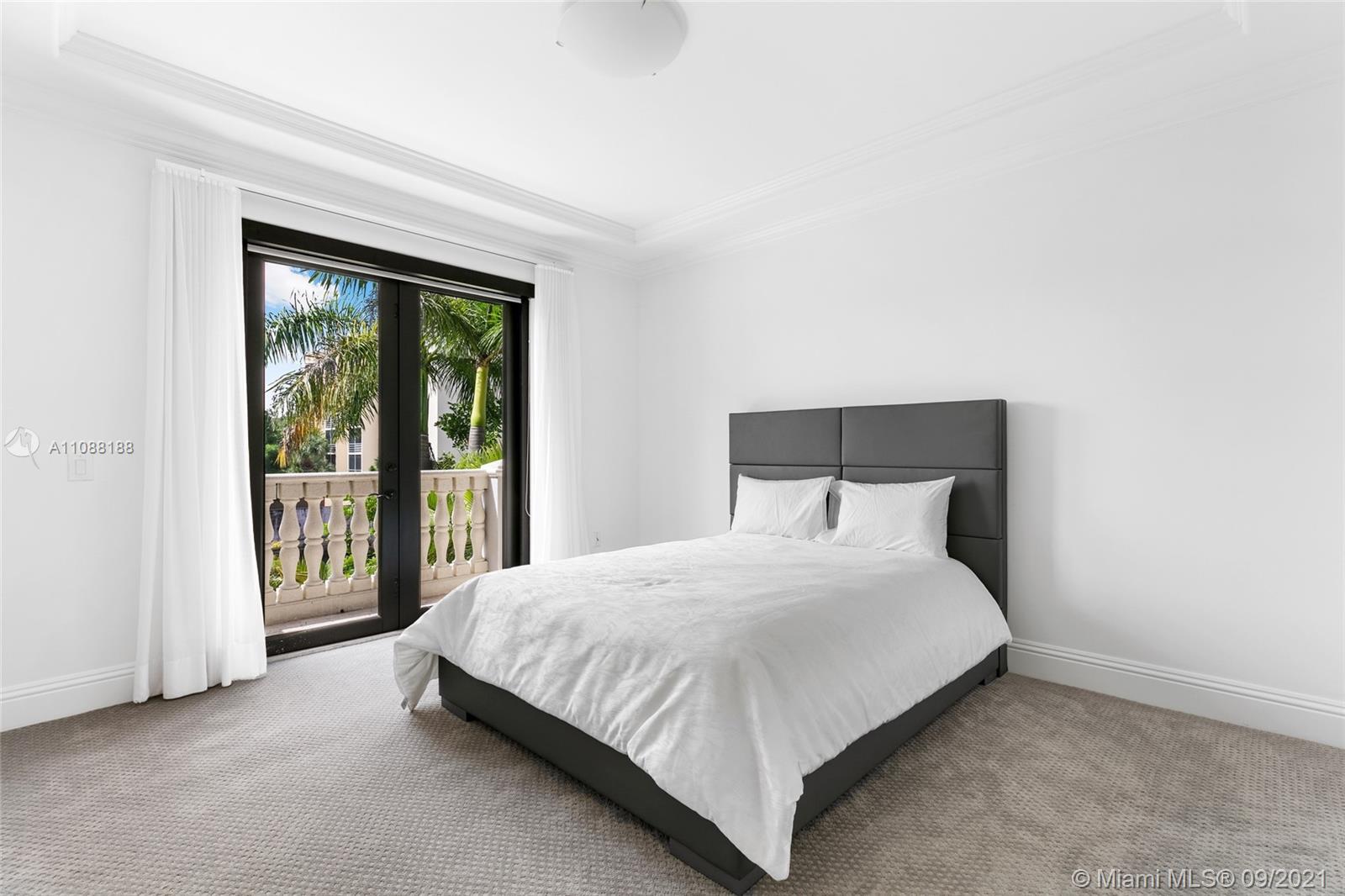 EASTERN SHORES - Residential