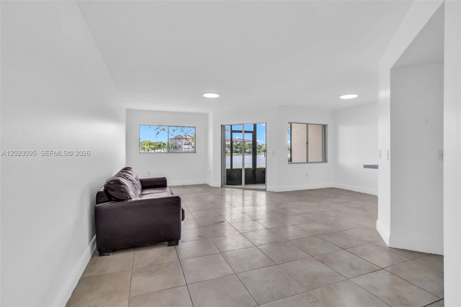 SUFFOLK AT CENTURY VILLAG - Residential