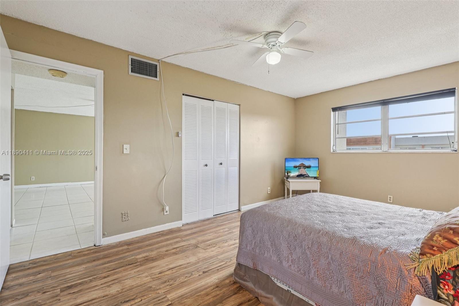 CYPRESS TREE CONDO BLDG 3 - Residential