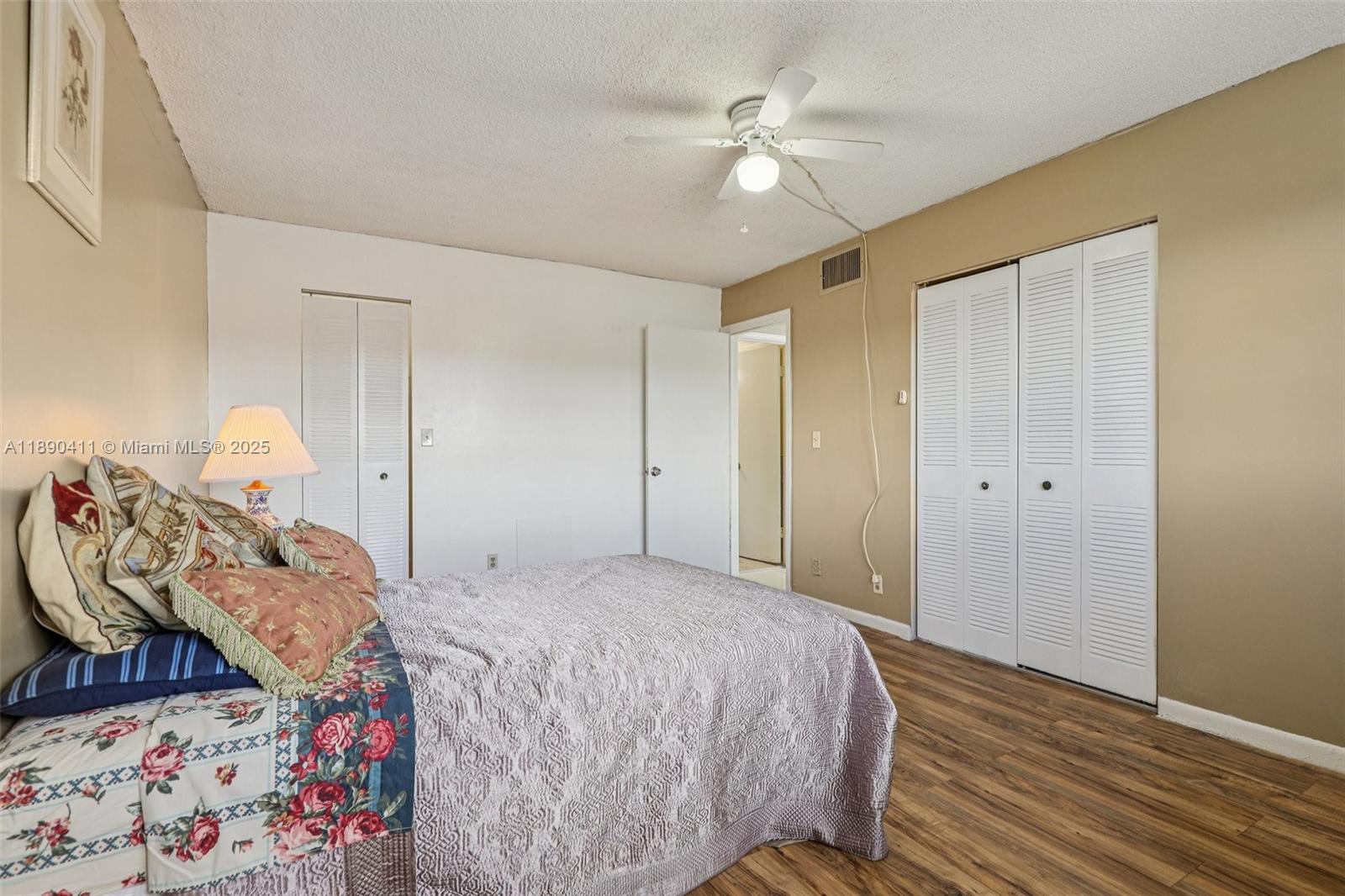 CYPRESS TREE CONDO BLDG 3 - Residential