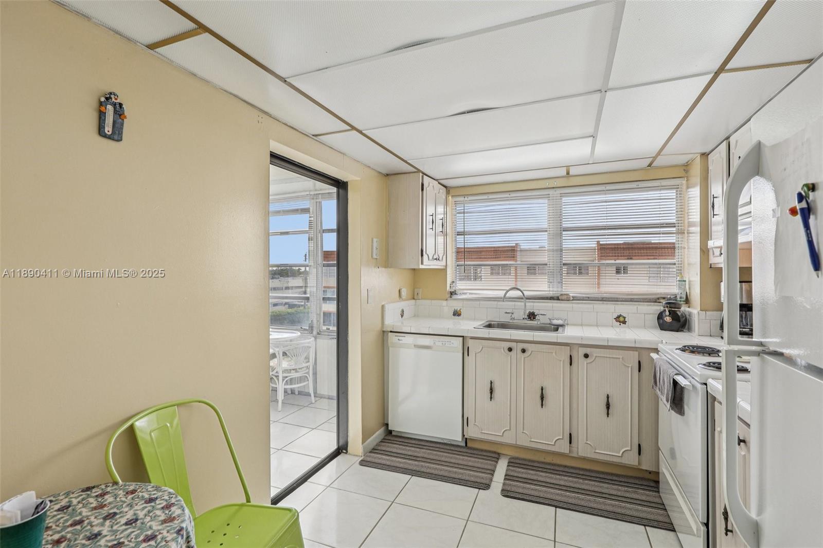 CYPRESS TREE CONDO BLDG 3 - Residential