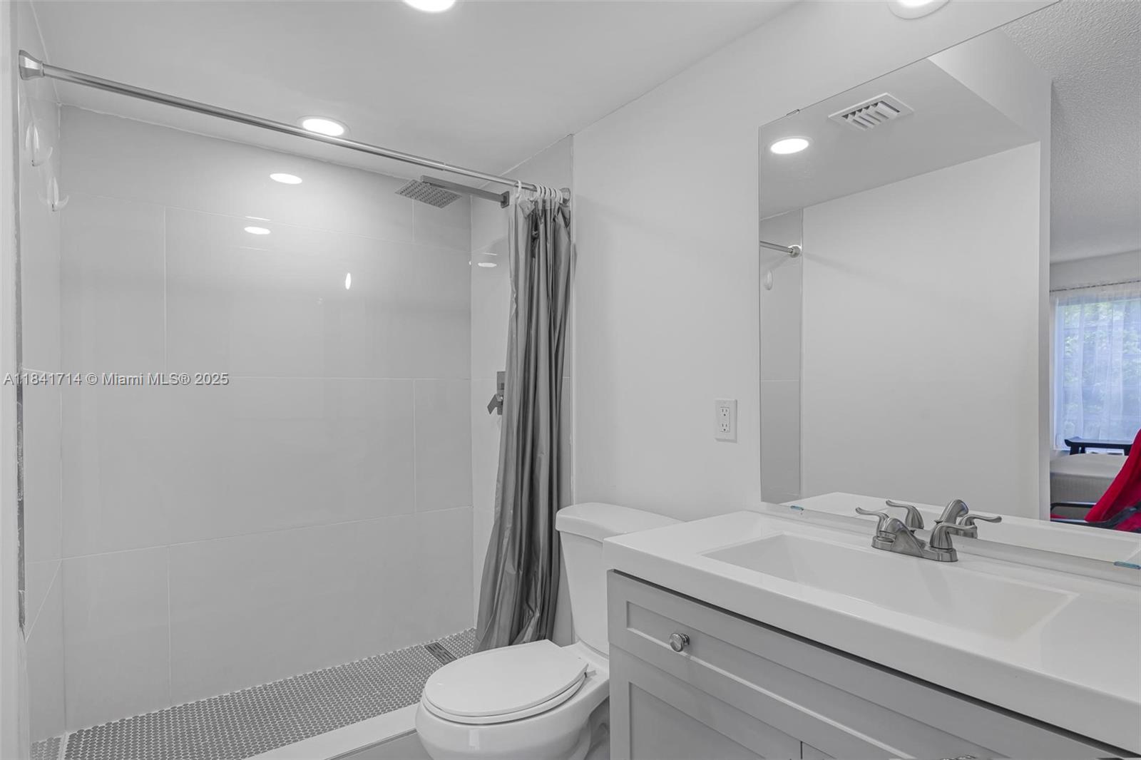 THE LEEWARD CONDO - Residential